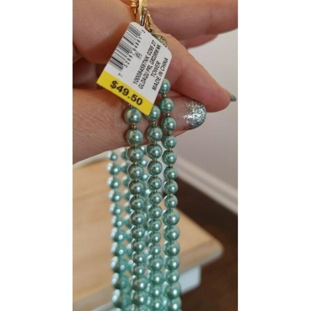 Three-Row Faux Pearl Collar Necklace Aqua NWT Beautiful & Elegant New with Tag - Picture 3 of 8